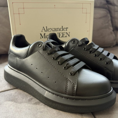 Alexander McQueen sneakers shoes