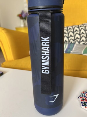 Gymshark πλαστικό μπουκάλι νερού 1 λίτρου, μπλε