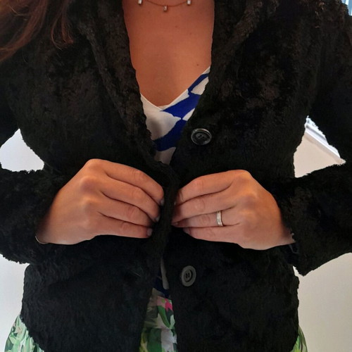 Le comte jacket synthetic fur like new, black
