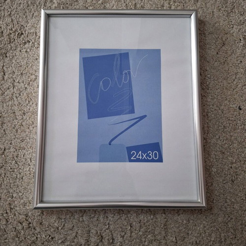 Wall frame like new, size 24x30