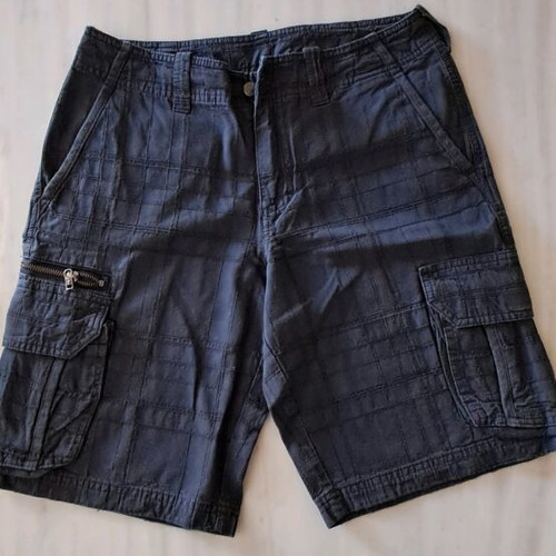 Columbia cotton bermuda shorts size small like new, blue