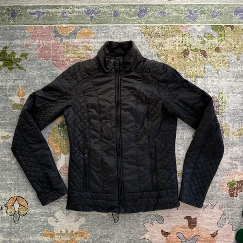 The North Face thin quilted jacket black like new