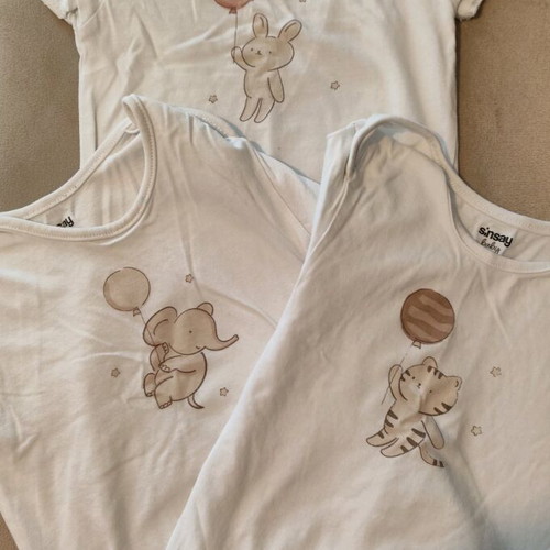 Baby bodysuits used, pack of 5, age 24-36 months