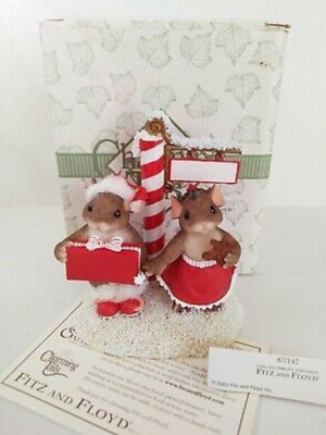 Συλλεκτική φιγούρα Charming Tails Happy Holidays μεταχειρισμένη
