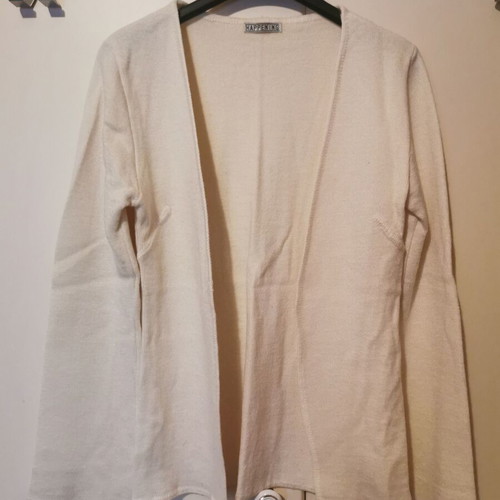Happening knitted cardigan like new, white/cream, one size