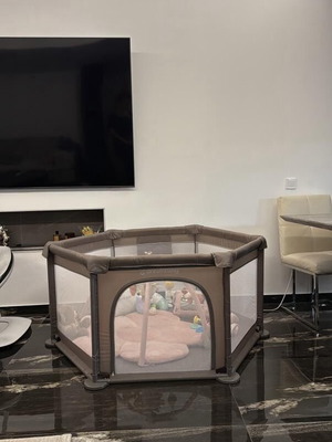 Baby playpen like new