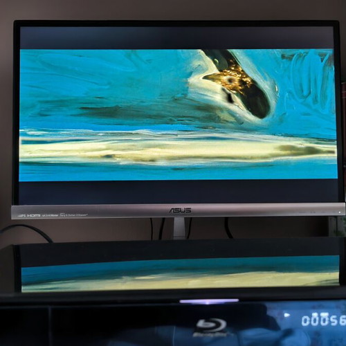 Sony BDP-S550 Blu-ray Disc Player like new, fully functional