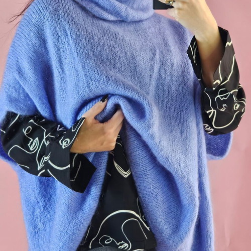 Mohair pullover new, blue, one size with turtleneck collar