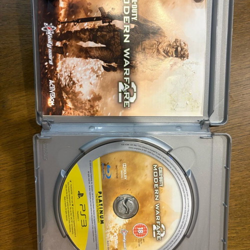 Call of Duty Modern Warfare 2 για PlayStation 3 σαν καινούργιο με βιβλιαράκι