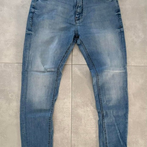 Pull and Bear jeans size 31 like new, blue