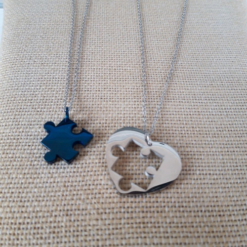Stainless steel necklaces like new, blue and silver
