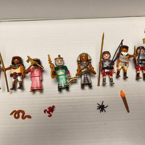 Playmobil Egyptians and Romans figures like new