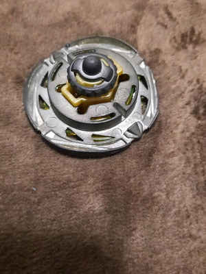 Beyblade 3 used