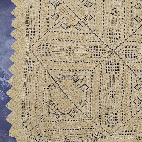 Traditional handmade crochet blanket like new, 220x160 cm, yellow