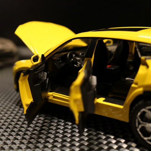 Lamborghini Urus 2018 yellow toy car new