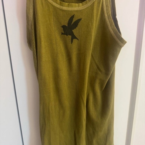 Oneteaspoon top green like new