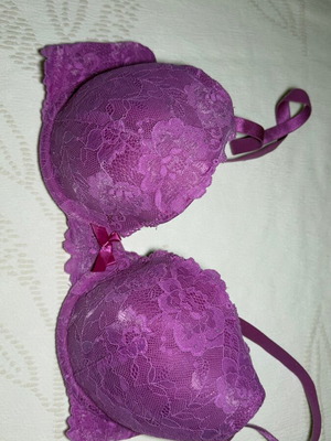 H&M lace women's bra 85C fuchsia