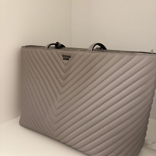 Victoria's Secret shoulder bag like new, large gray with inner pocket