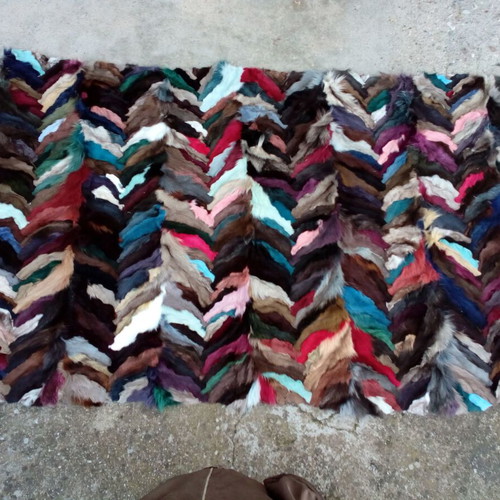 Fur rug new multicolored made of fox legs