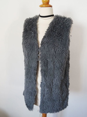 Fluffy vest new, furry, lined, one size