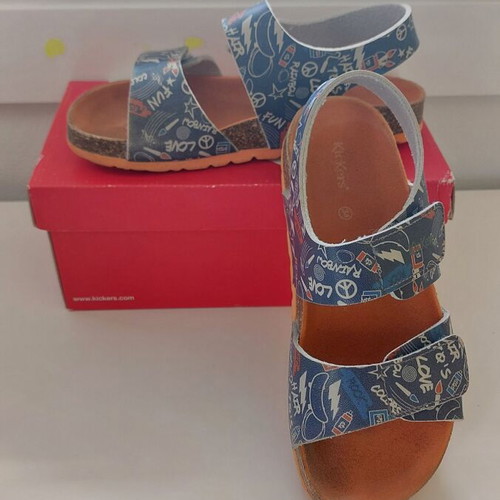 Kickers boys sandals used, size 34, blue and orange