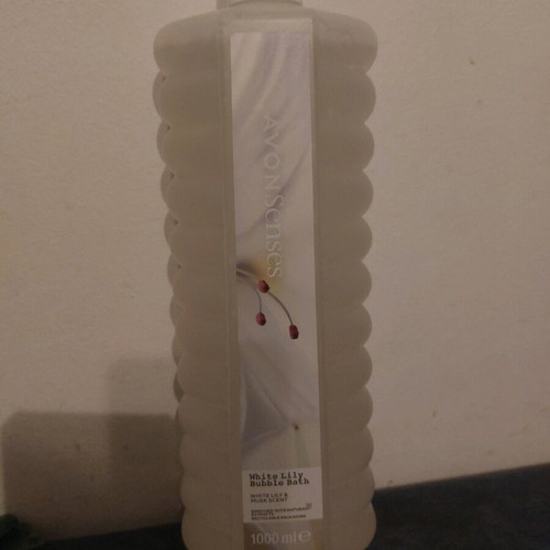White Lily Bubble Bath Avon shower gel new 1000 ml