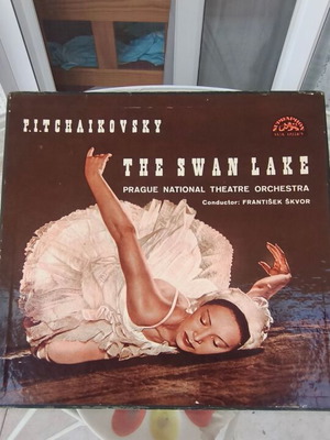 P. I. Tchaikovsky The Swan Lake 2 LP vinyl box set used, classical