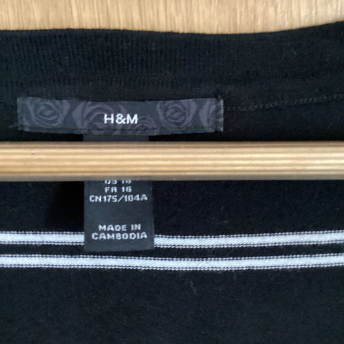 H&M black blouse with white stripes like new, 3/4 sleeves, size XXXL