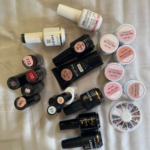 Super set semi-permanent manicure used with lamp, polishes and tools