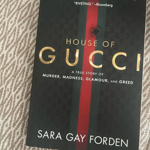 House of Gucci book like new, English