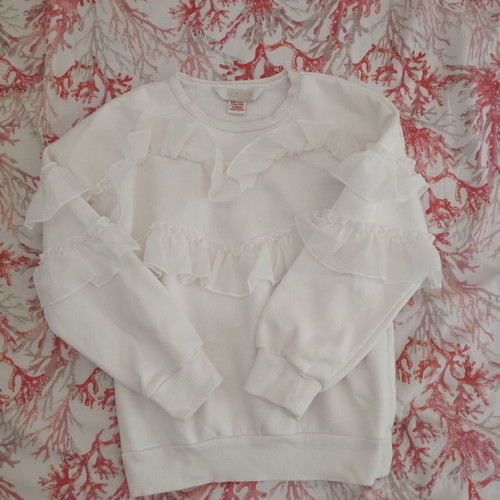 Waikiki sweatshirt with ruffles like new, cotton, white, size 7-8 years