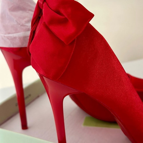 Belle Women Red Satinette Pumps with Bow Size 38 New