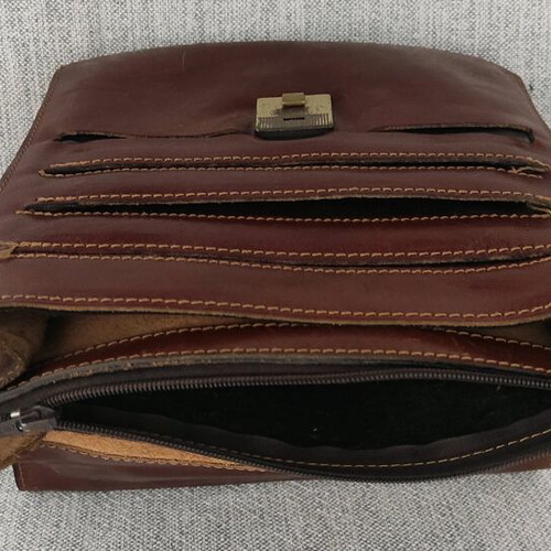 Leather Shoulder Bag Leopard like new, brown professional briefcase