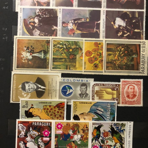 Stamp album like new with thematic series from many countries