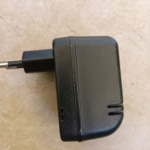 Charger like new