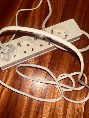 Πολύμπριζο σαν καινούργιο