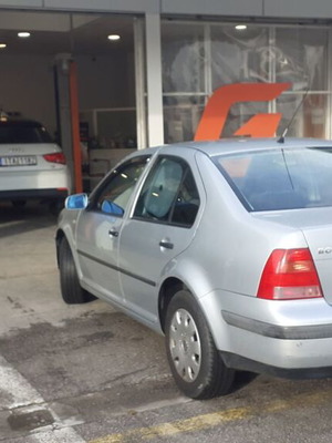 Volkswagen Bora 2001 1.6L 16v 105Ps μεταχειρισμένο ασημί sedan