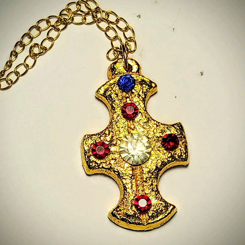 Cross with chain like new, with crystals