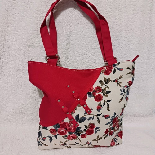 Shoulder bag new, fabric with floral pattern