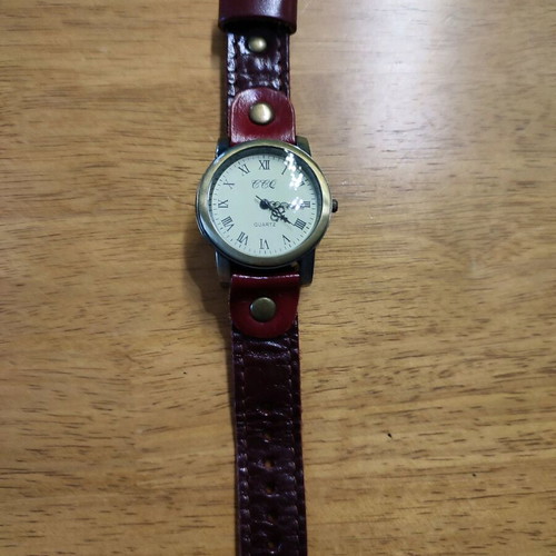 Watch like new, brown and red