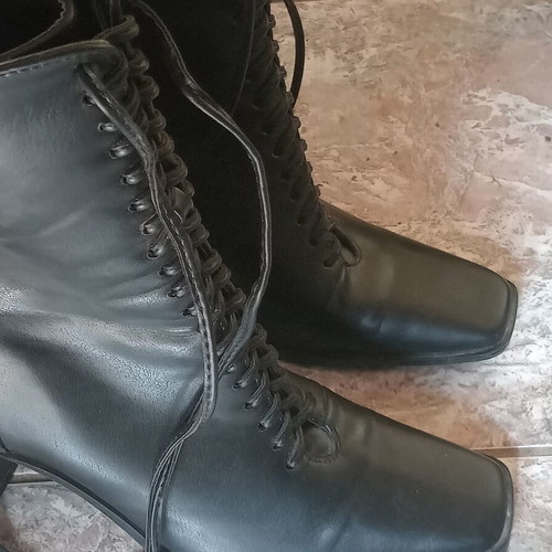 Tulipano women's leather boots like new, black, size 39