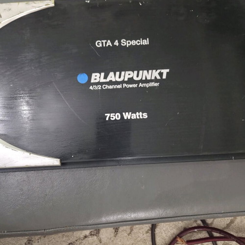 Blaupunkt car amplifier 750w with 4 channels like new