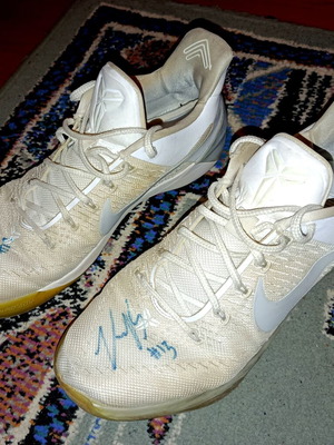 Matchworn shoes signed AEK BC Kelsey Barlow size 47 used