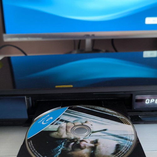 Sony BDP-S550 Blu-ray Disc Player like new, fully functional