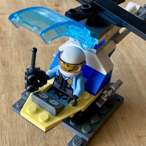 Lego City Police Mini Helicopter like new with Figure