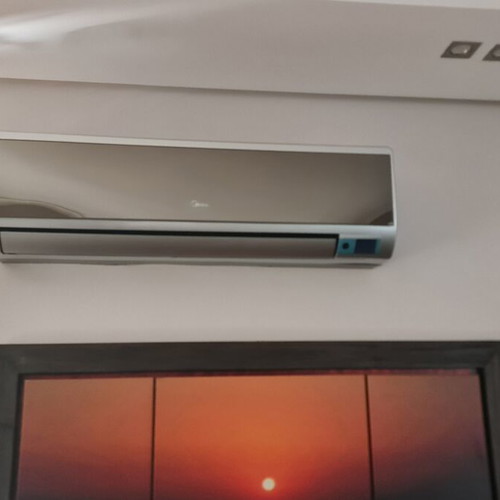 Midea Mirror 18.000 BTU air conditioner used, no inverter