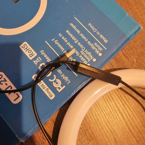 Ring light USB lamp new 8 inches adjustable without tripod