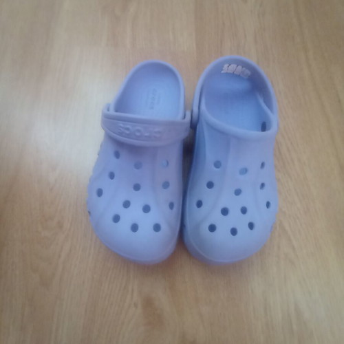 Crocs Baya Clog light purple clogs with embossed logo, size 30