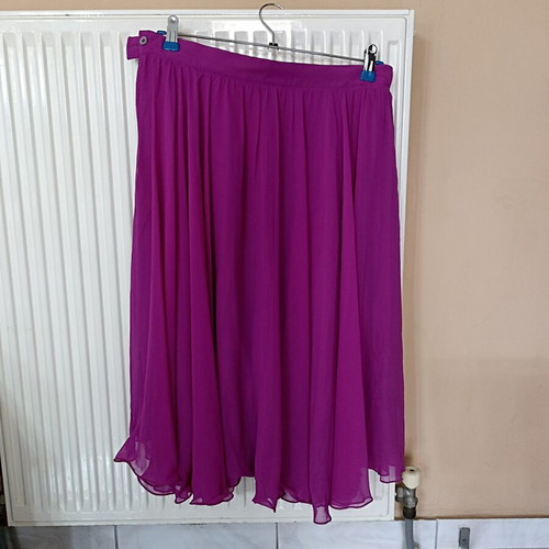 Skirt purple-fuchsia like new, size XL-XXL, Yvette