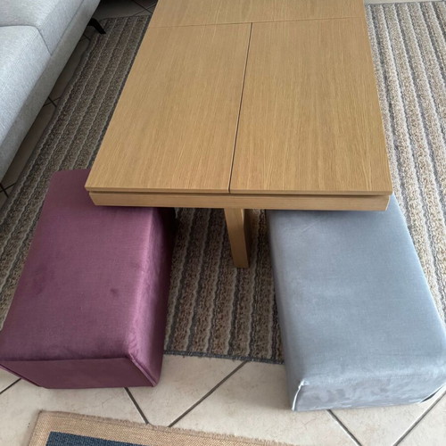 Coffee table new with storage and two stools